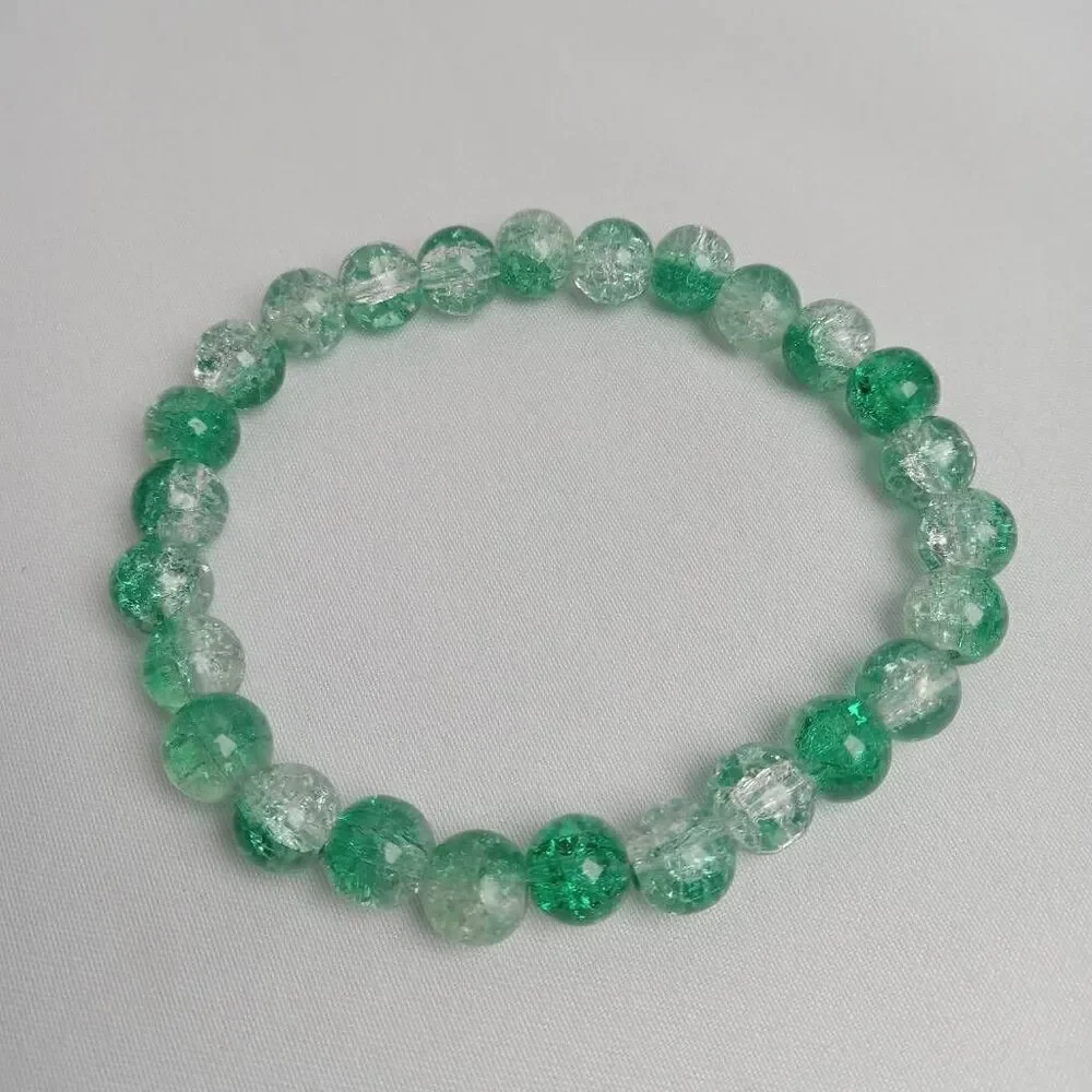 5/$25 Green beaded bracelet
